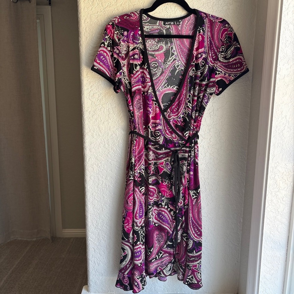 Apt. 9‎ Faux Wrap Women M Y2K Dress Purple Paisley Short Sleeve V-Neck Knee